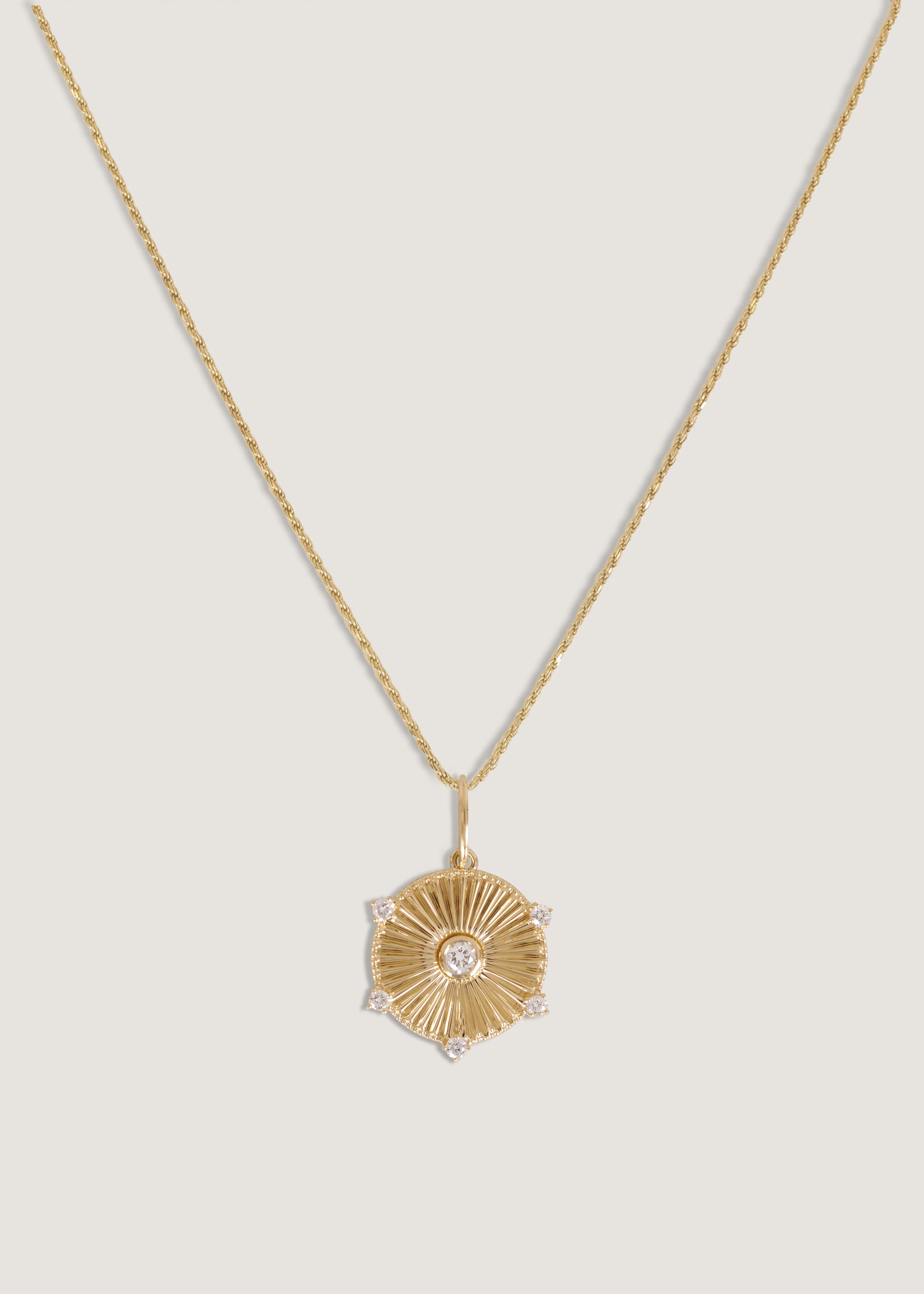 Kinn 14k Gold Jordyn Ribbed Coin Necklace Diamond