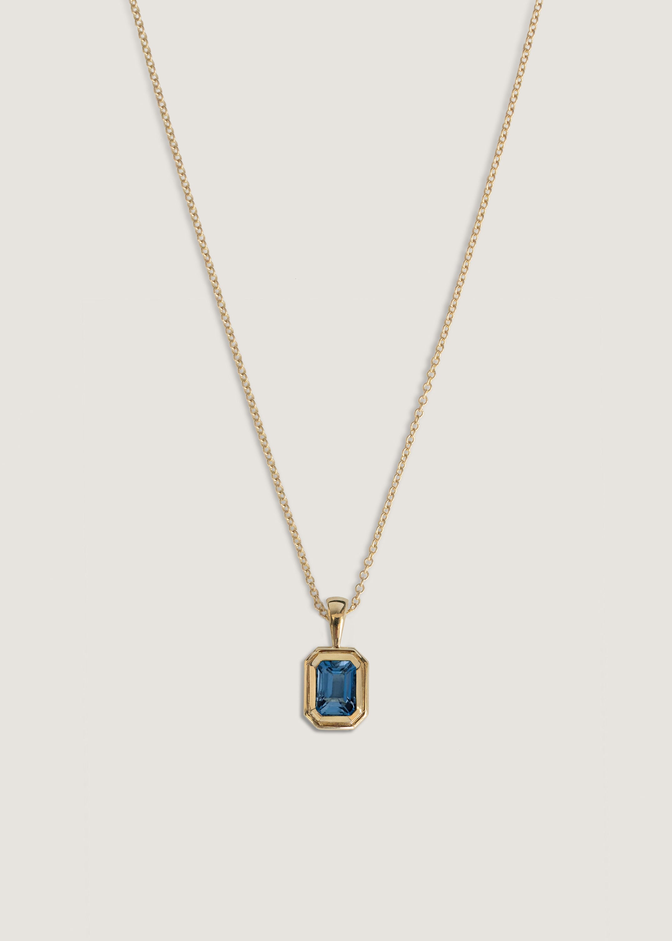 alt="Brooklyn Baguette Pendant Blue Sapphire"