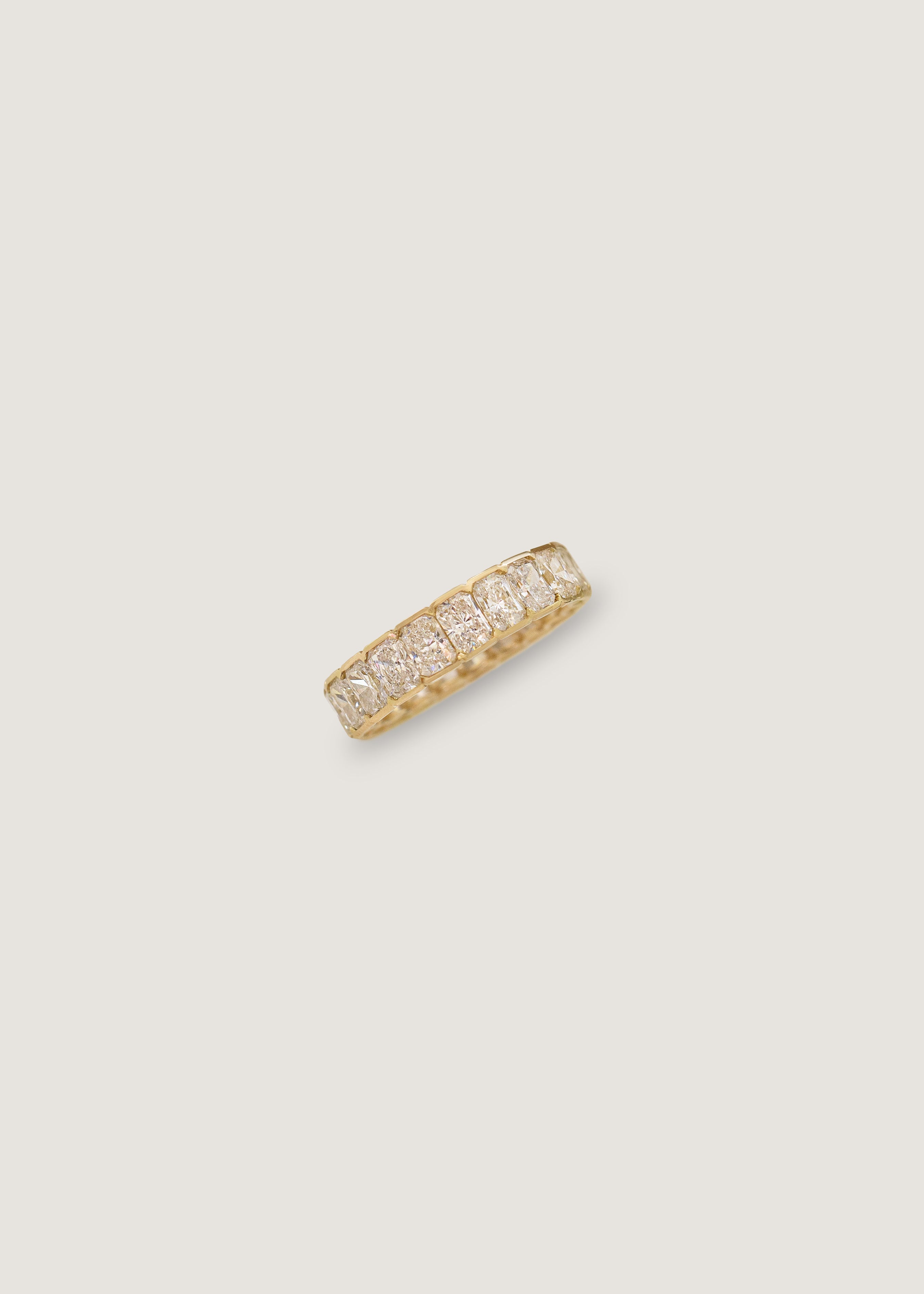 alt="Jane Radiant Eternity Ring Diamond Yellow Gold"