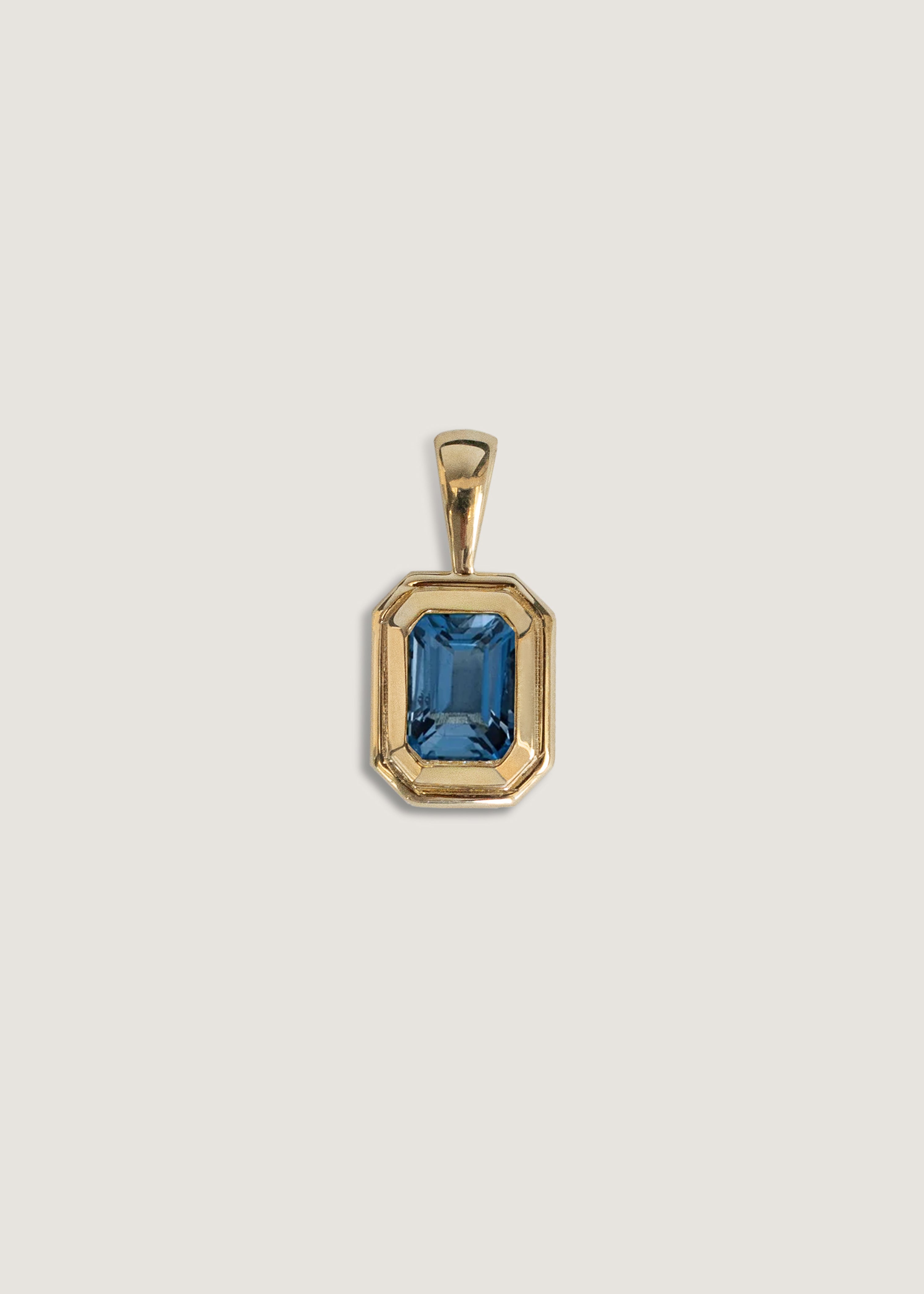 alt="Brooklyn Baguette Pendant Blue Sapphire"