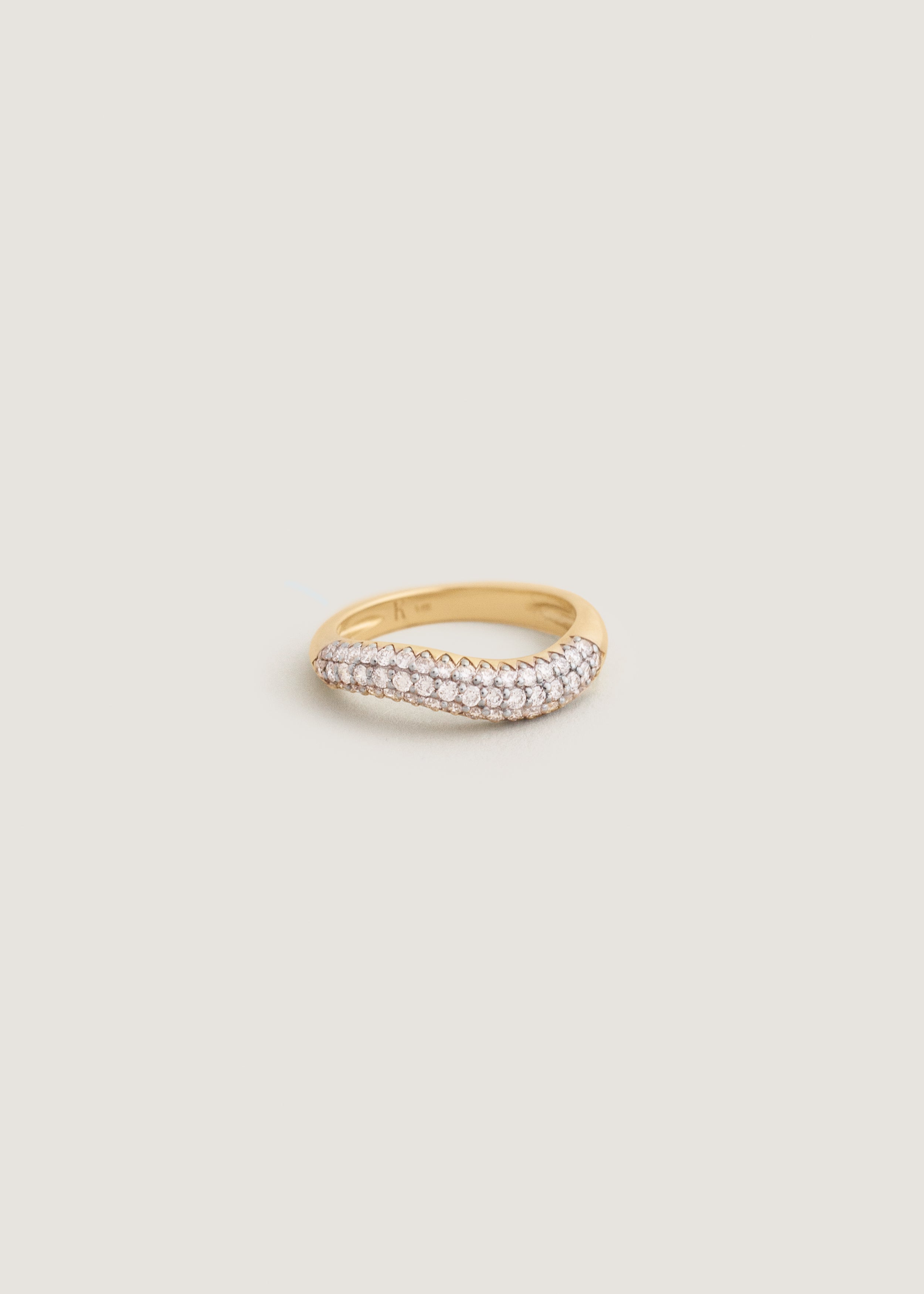 Pavé Wave Ring Diamond