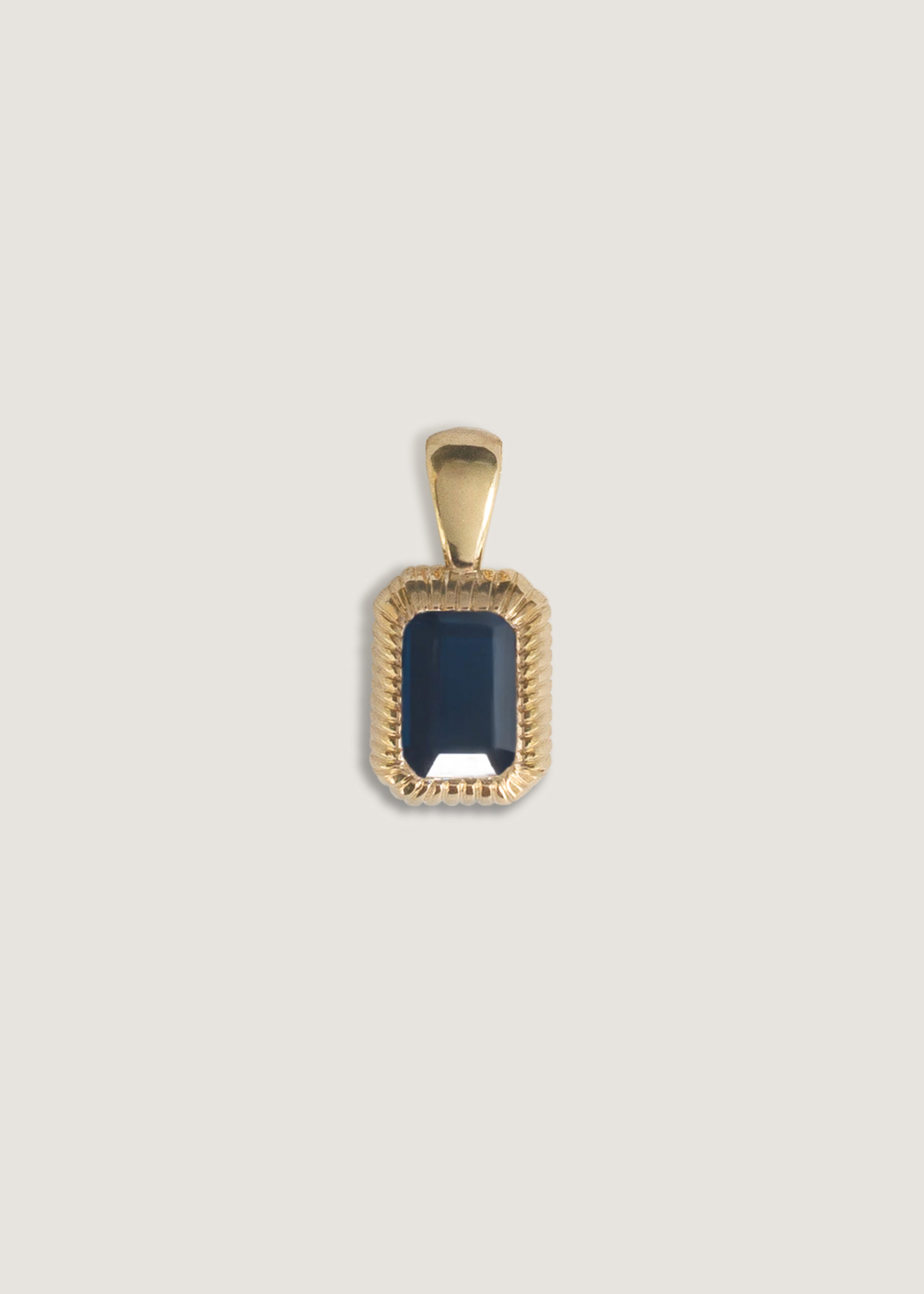 alt="Lyra Baguette Pendant Blue Sapphire"