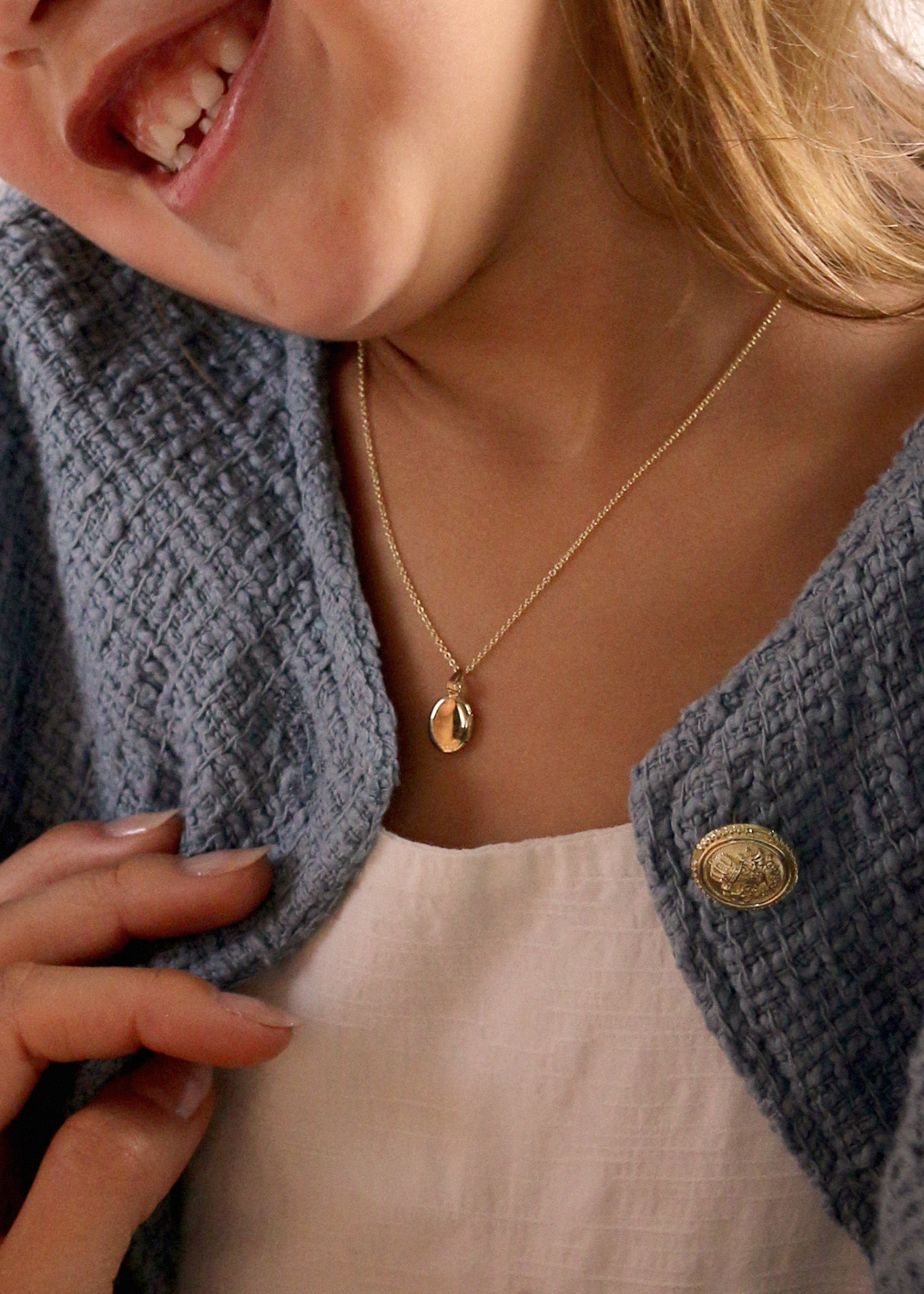 Bébé Maison Oval Locket Necklace