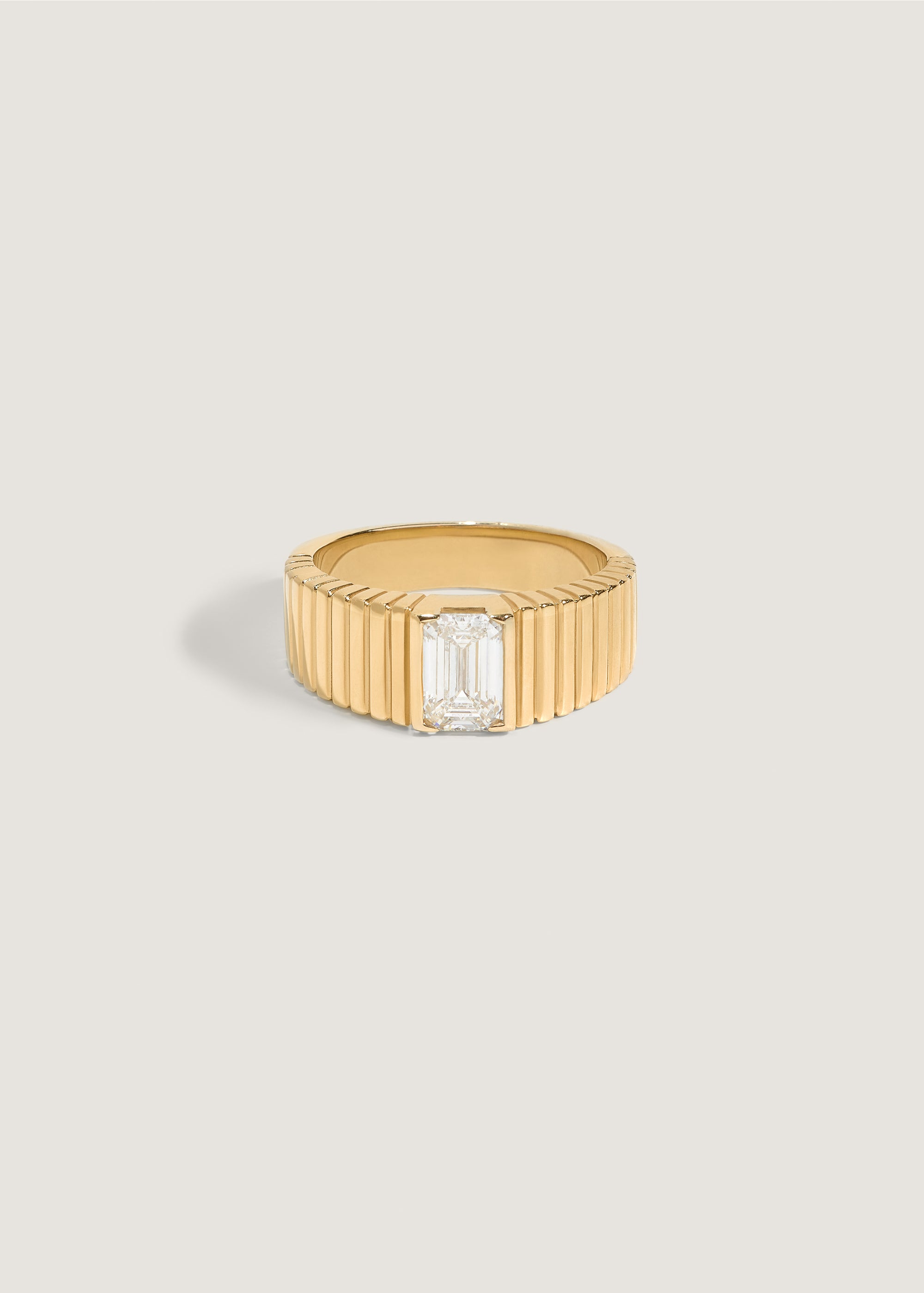 Kinn 14k Gold Solis Ribbed Ring Emerald Cut Diamond