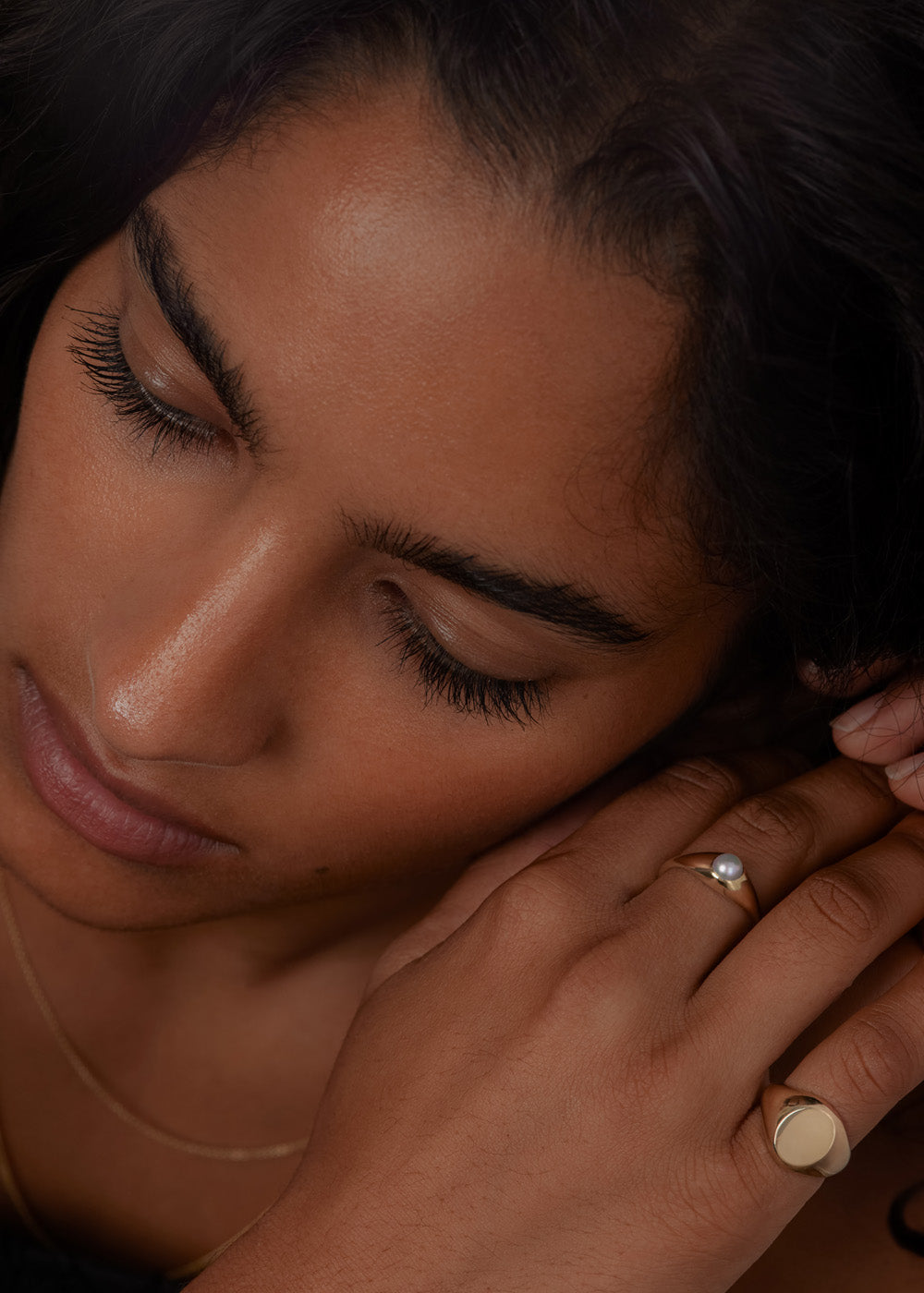 alt="Classic Signet Ring"