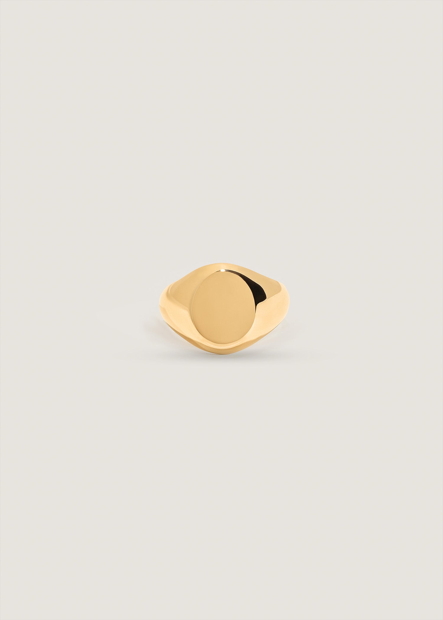 Kinn 14k Gold Bold Classic Signet Ring