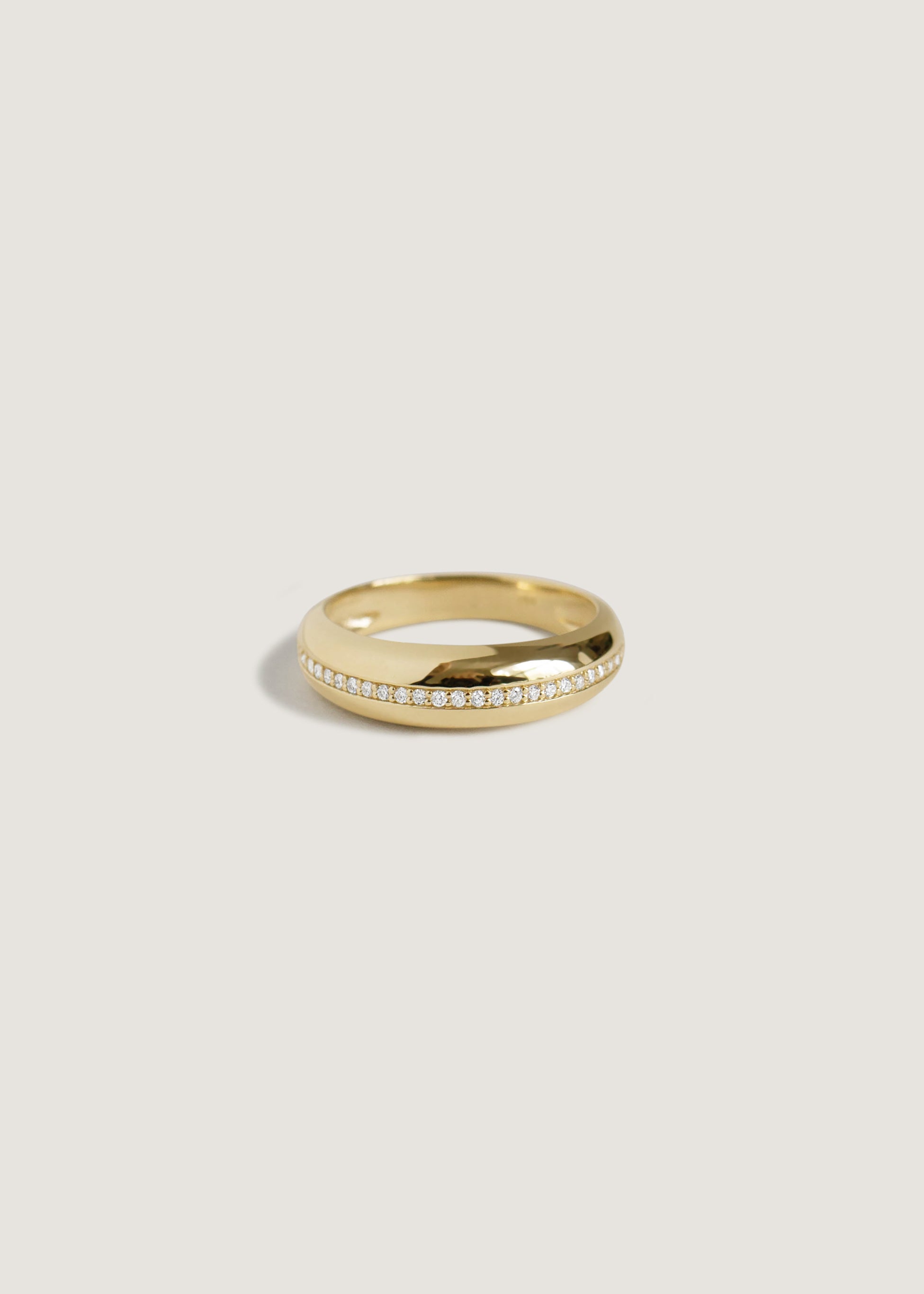 alt="Gloria Pavé Diamond Dome Ring"